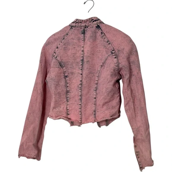 Stylish Pink Distressed Jean Jacket - Picture 4 of 6